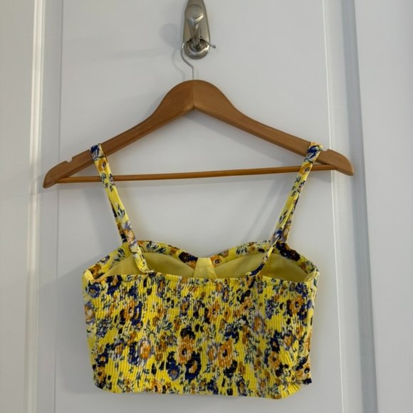 Floral Crop Top - Picture 2 of 4